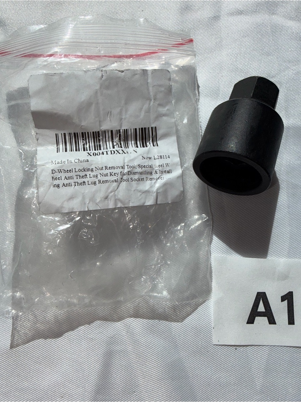 Universal Black Wheel Locking Nut Removal Socket - Anti Theft Lug Key Adapter